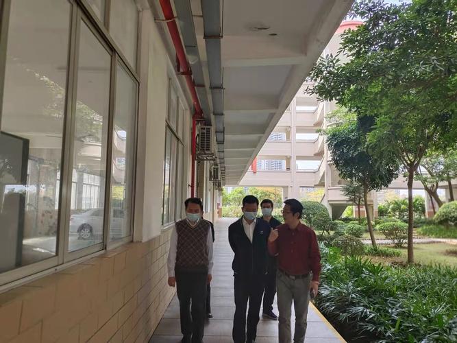 市教育局吳權(quán)偉副書記向督導(dǎo)組介紹了珠海市職業(yè)教育發(fā)展規(guī)劃及珠海